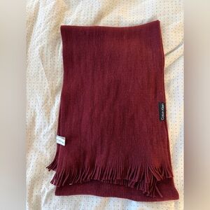 Calvin Klein Maroon Knit Scarf